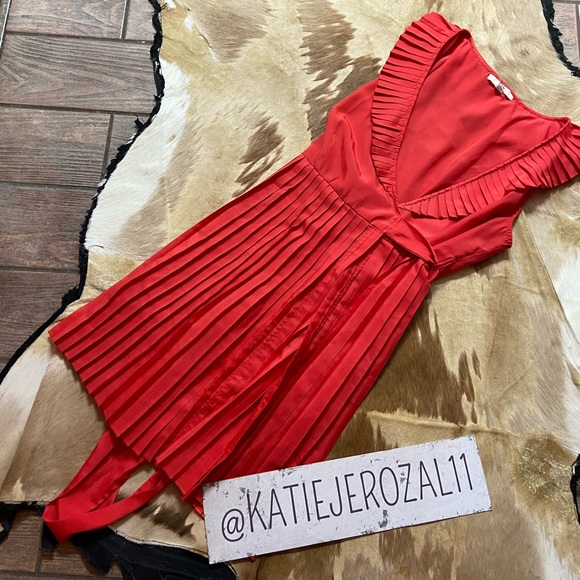 Anthropologie Dresses & Skirts - Anthropologie large dress 🐸*